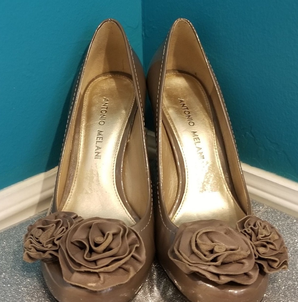 Dressy heals